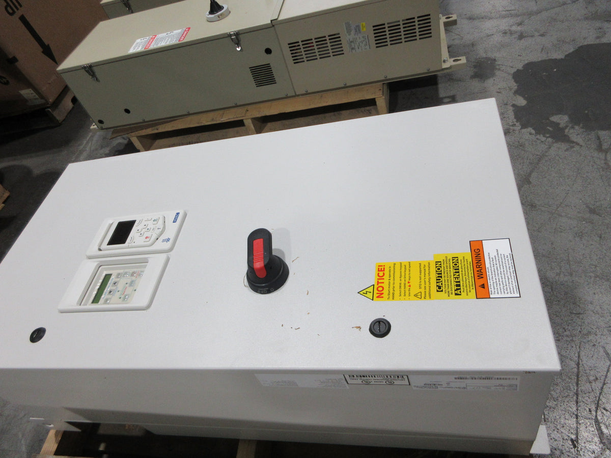 ABB ACH580 AC Drive W/Bypass ACH580-BCR-052A-4+F267 40HP 3Ph W/Keypad Used