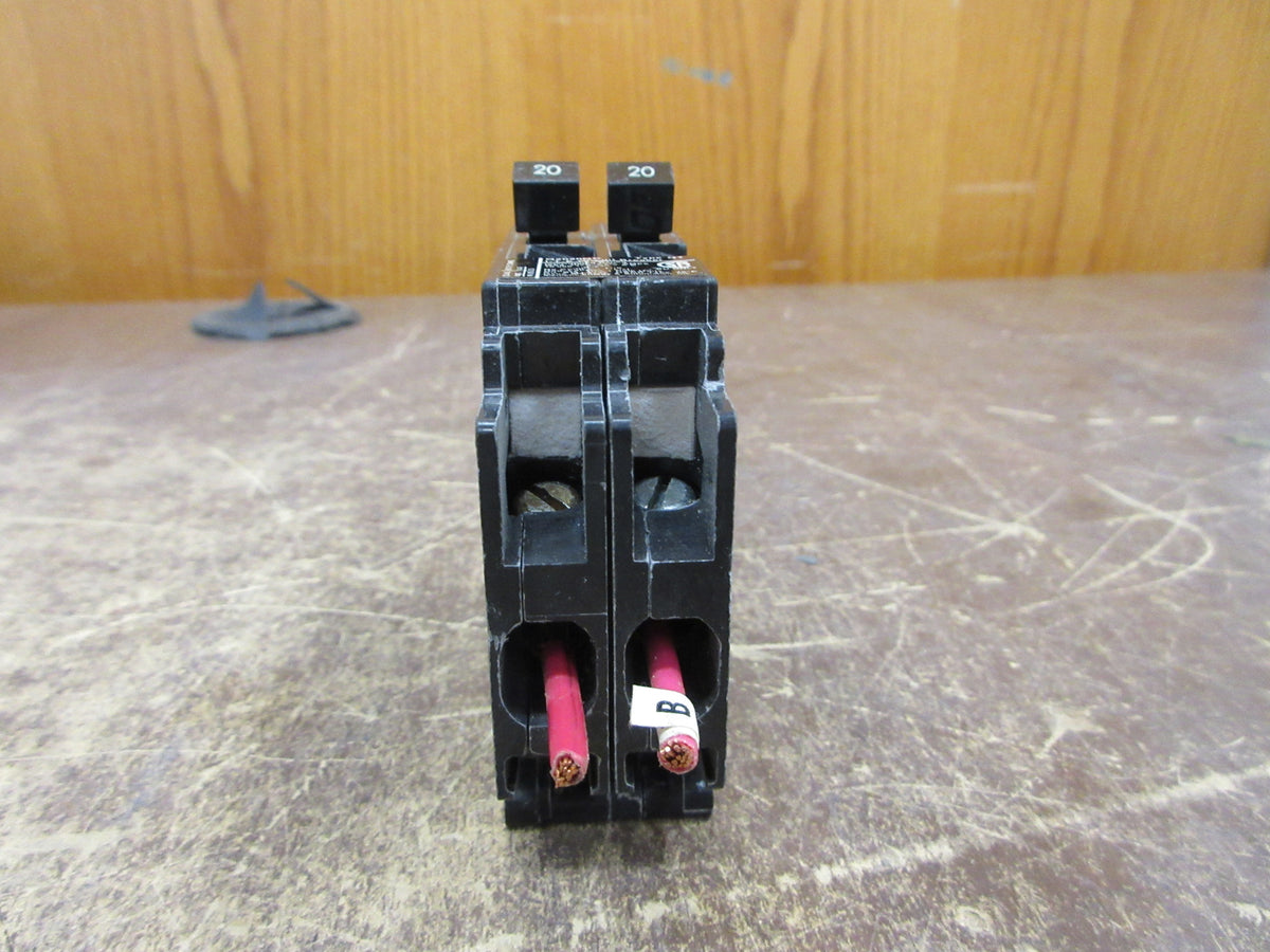 Siemens ITE Type QT Tandem Circuit Breaker Q2020NC 20A/20A 120/240V 2P Used
