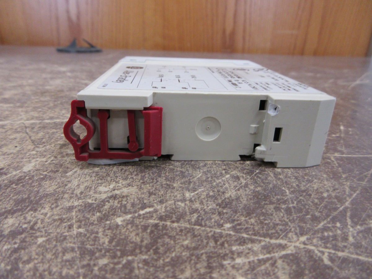 Allen- Bradley Time Delay Relay 700-FS16BA1 Ser. A Range: 0.15-3min Used