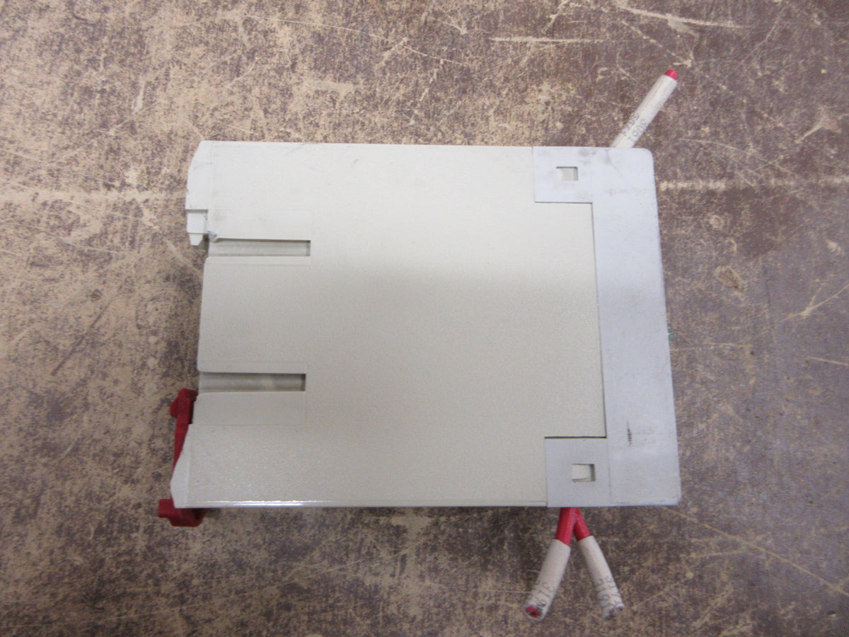 Allen- Bradley Time Delay Relay 700-FS16BA1 Ser. A Range: 0.15-3min Used