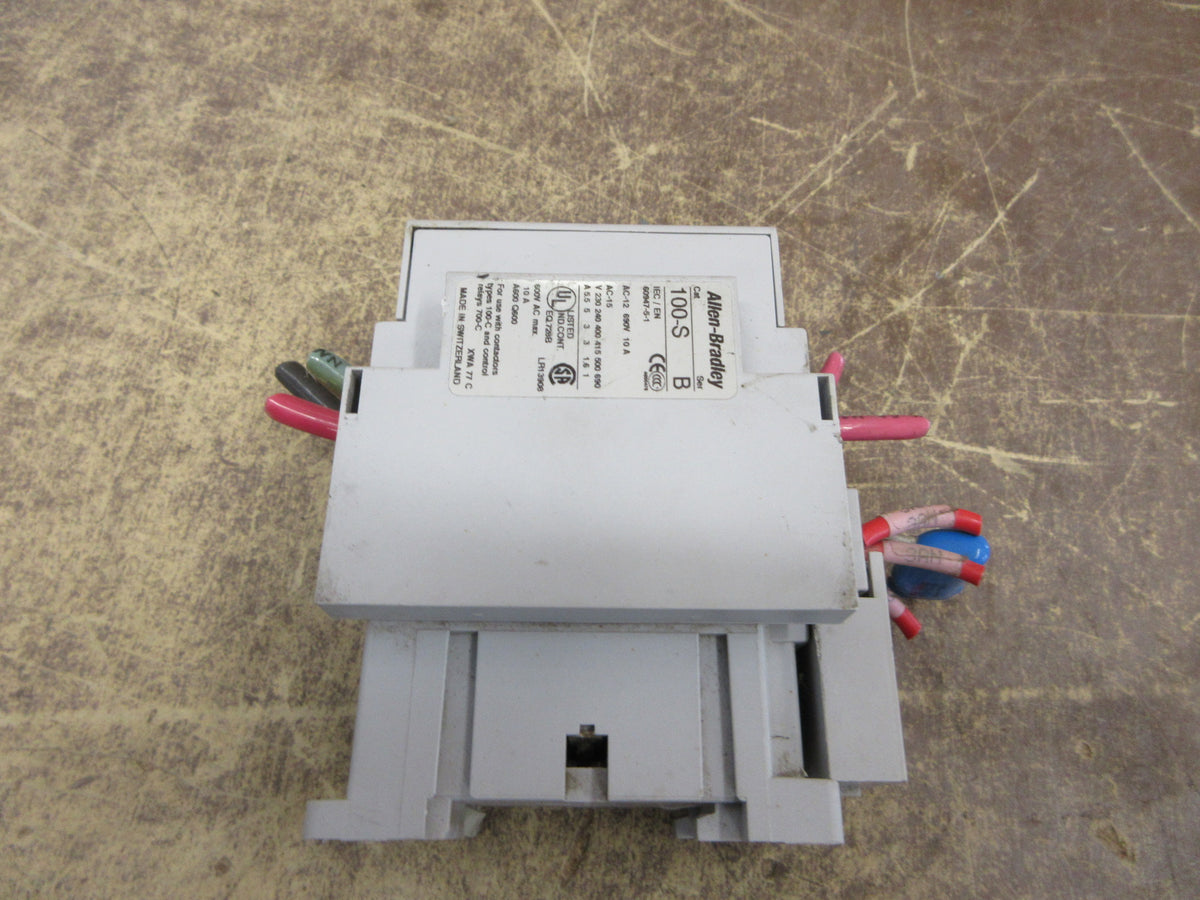 Alllen-Bradley Contactor 100-C37*00 Ser. C 120V Coil 60A 600V Used