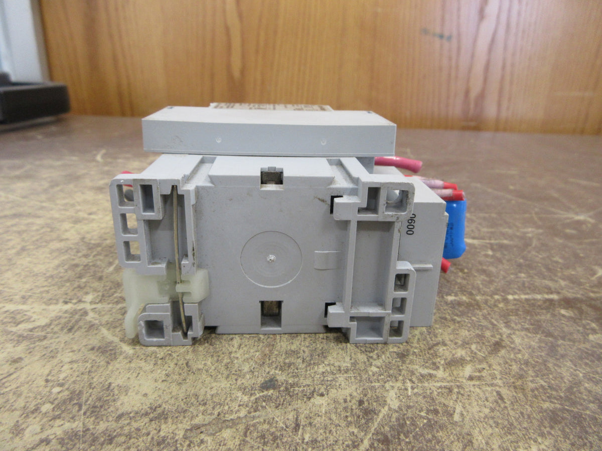 Alllen-Bradley Contactor 100-C37*00 Ser. C 120V Coil 60A 600V Used