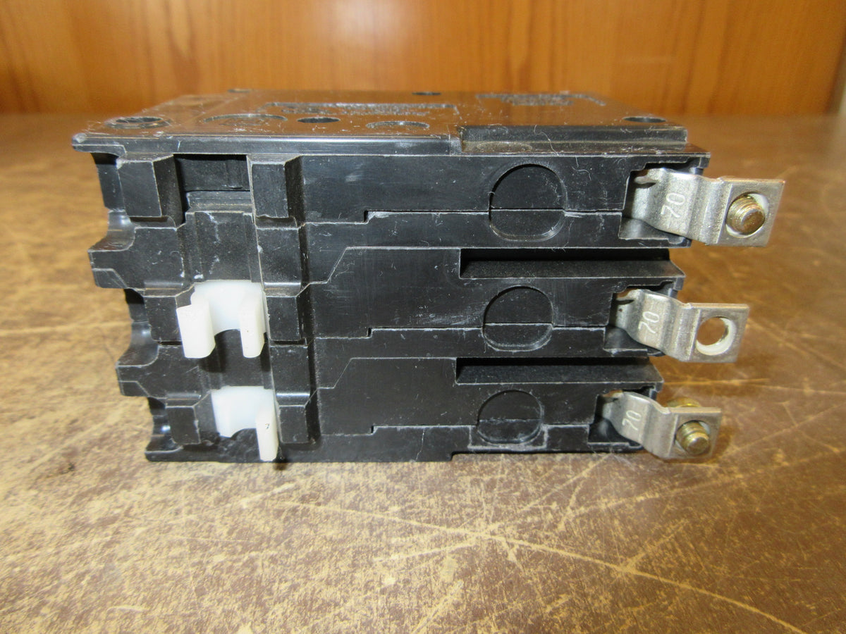 Square D BOLT-on Circuit Breaker QOB390 90A 240V 3P *(2) Mounting Bolts * Used