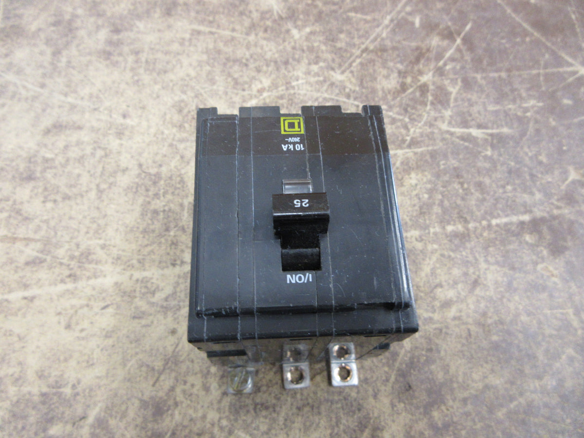 Square D Bolt -on Circuit Breaker Qob325 25A 240V 3P * (1) Mounting Screw* Used