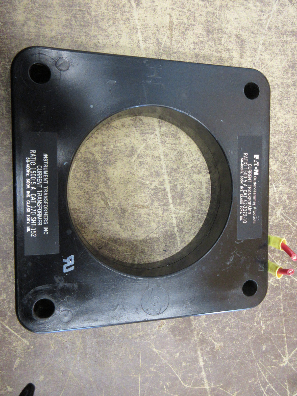 Eaton Cutler-Hammer Current Transformer 42-3072-10 Ratio 1500:5A 600V Used