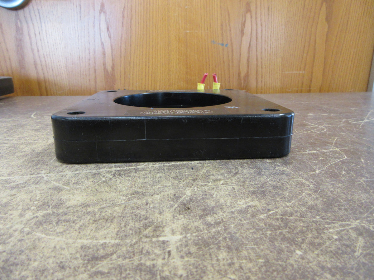 Eaton Cutler-Hammer Current Transformer 42-3072-10 Ratio 1500:5A 600V Used