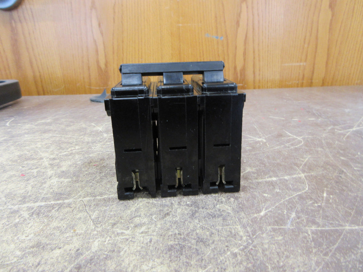 ITE Clip-On Circuit Breaker QP3-B015 15A 240V 3P Used