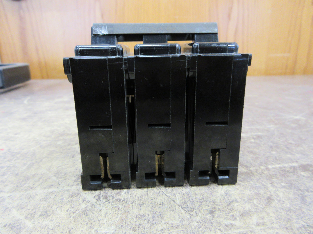 ITE Clip-on Circuit Breaker QP3-B100 100A 240V 3P Used