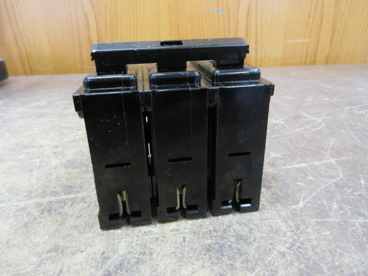 ITE Clip-on Circuit Breaker QP3-B030 30A 240V 3P Used