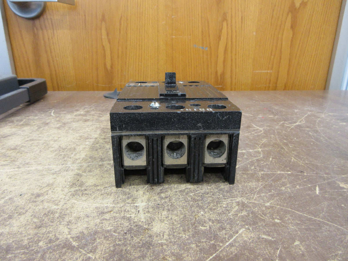 GE Circuit Breaker TQD32200 200A 240V 3P (2) Mounting Screws Used