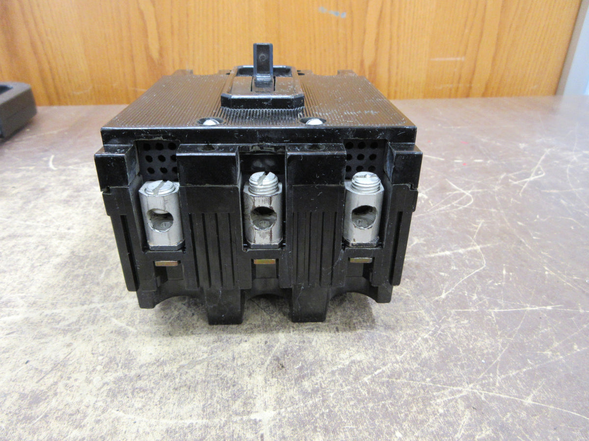 ITE Circuit Breaker EH3B100 100A 480V 3P (2) Mounting Screws Used