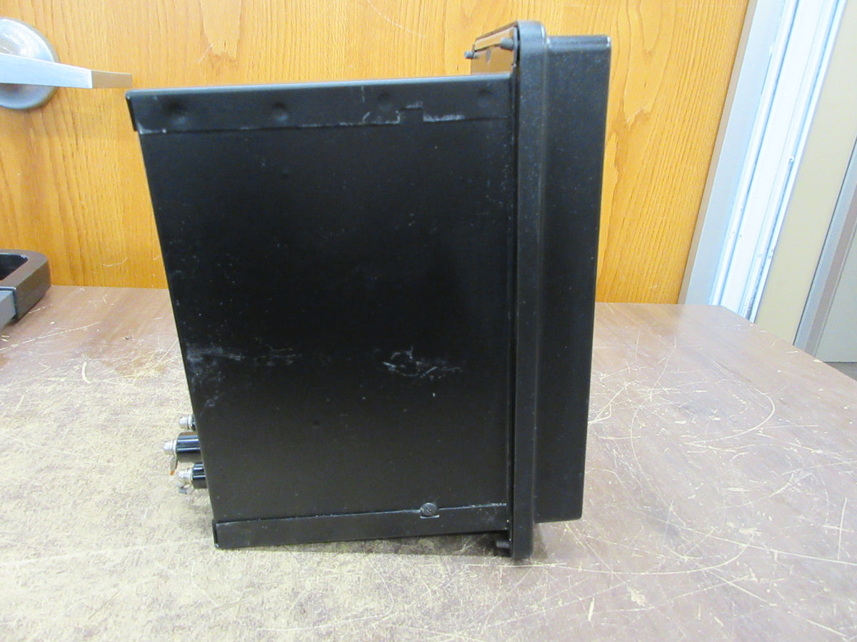 Westinghouse Type D4B-8FM Watthour 280C211G03 Meter 72V 4W CTR: 800 1.5 Used