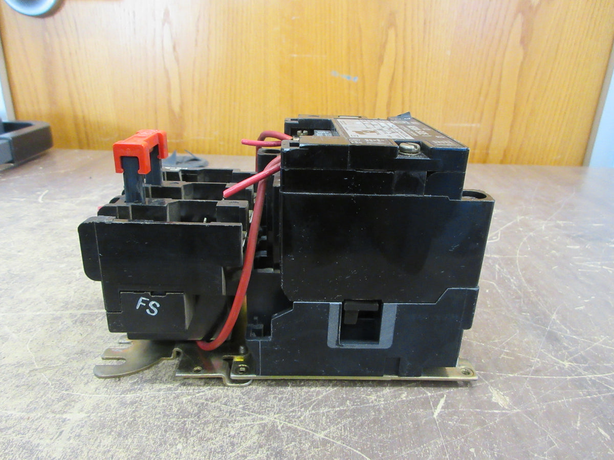 Square D Size 1 Starter 8536 SCO -3 S Ser. A 120V Coil 600 V Used