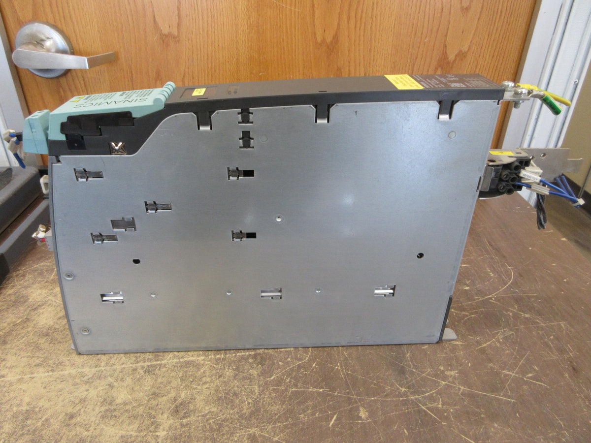 Siemens Single Motor Module 6SL3120-1TE21-8AA3 Ver. B Input: 600VDC Used