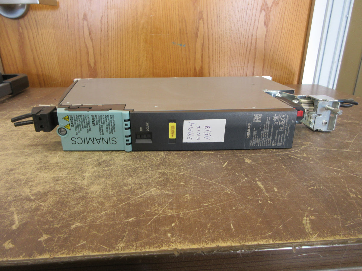 Siemens Sinamics Single Motor Module 6SL3120-ITE21-8AD0 FS:C Used