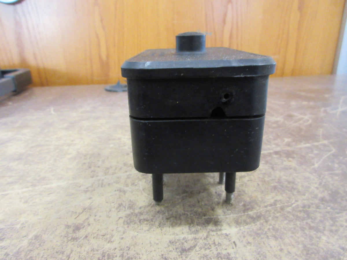 GE Test Block PK-2 *No Terminal Nuts *Used