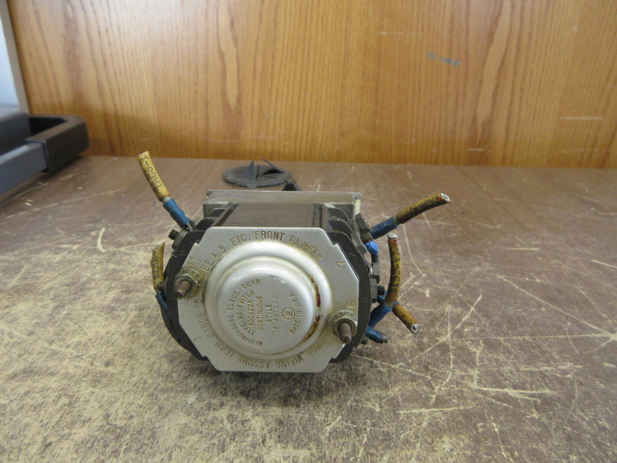 Westinghouse Voltmeter Rotary Switch NP677C524H11 20A 600V Used