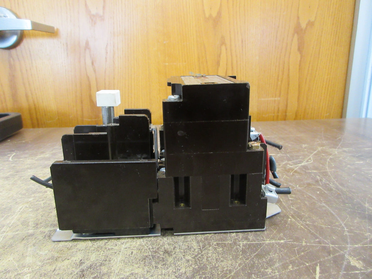 Cutler-Hammer Size 1 Starter A10CN0 Ser. A1 120V Coil 27A Used