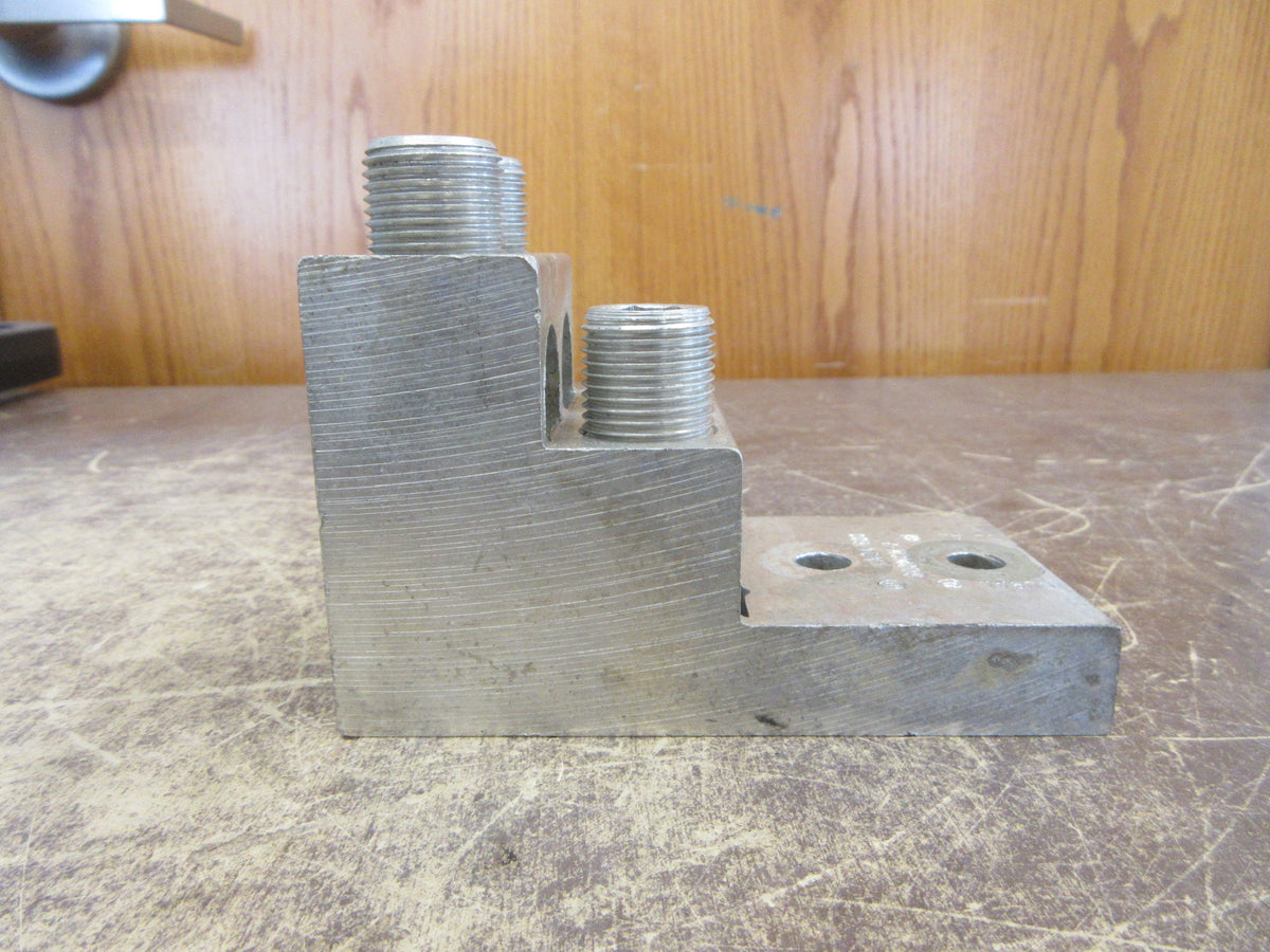 Blackburn Mechanical Lug AQ4-600 600MCM-2 Used