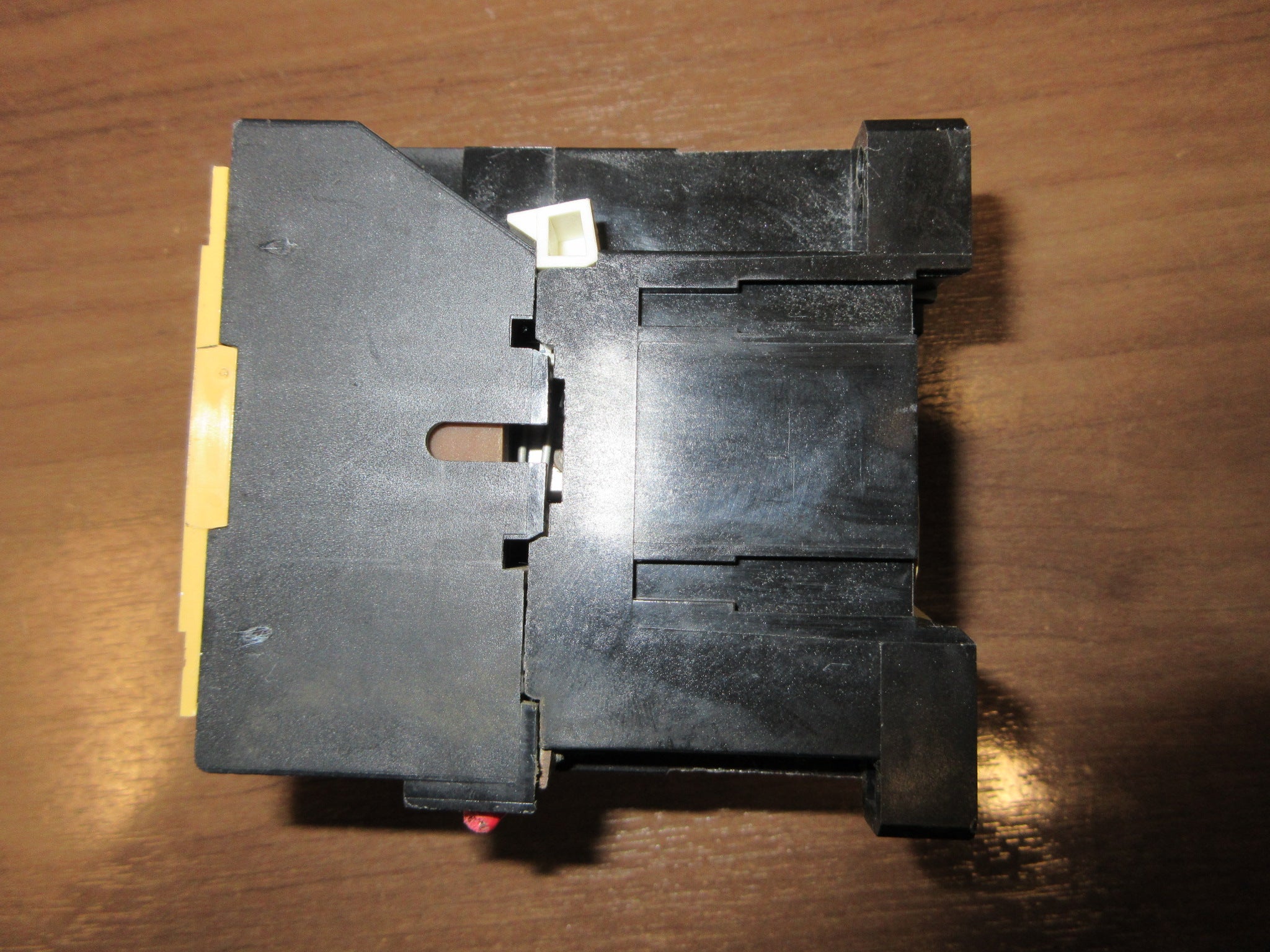 Allen-Bradley Contactor 700-F220A1 Ser. B 120V Coil Used