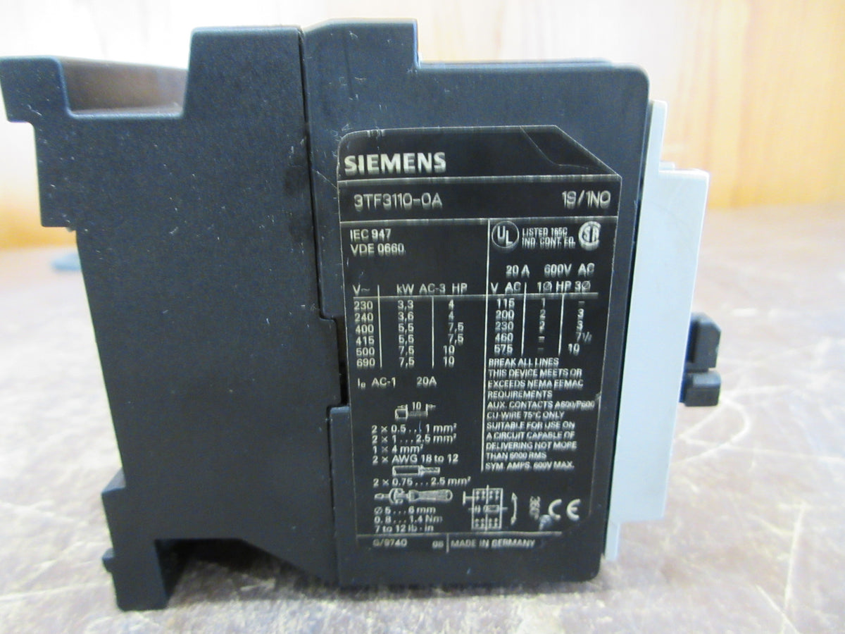 Siemens Contactor 3TF3110-0A 120V Coil 20A 600V Used