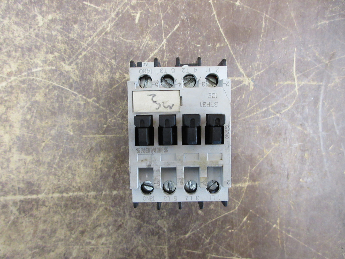 Siemens Contactor 3TF3110-0A 120V Coil 20A 600V Used