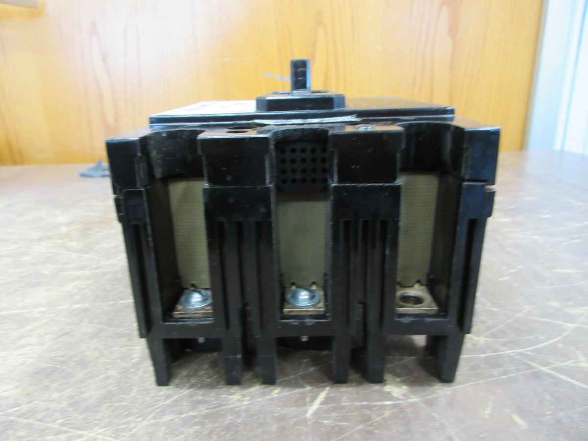 ITE Circuit Breaker EH3B050 50A 480V 3P (2) Mounting Screws Used