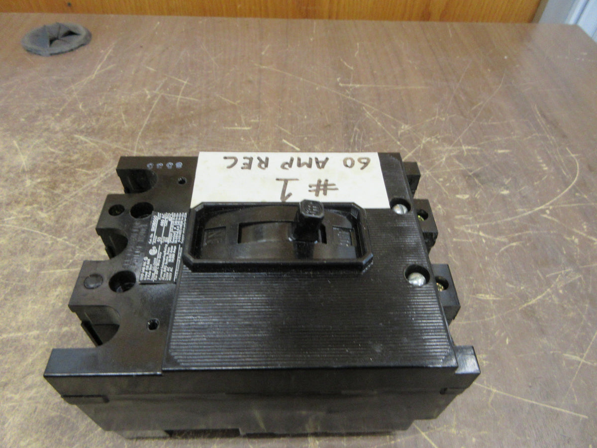 ITE Circuit Breaker EH3B050 50A 480V 3P (2) Mounting Screws Used
